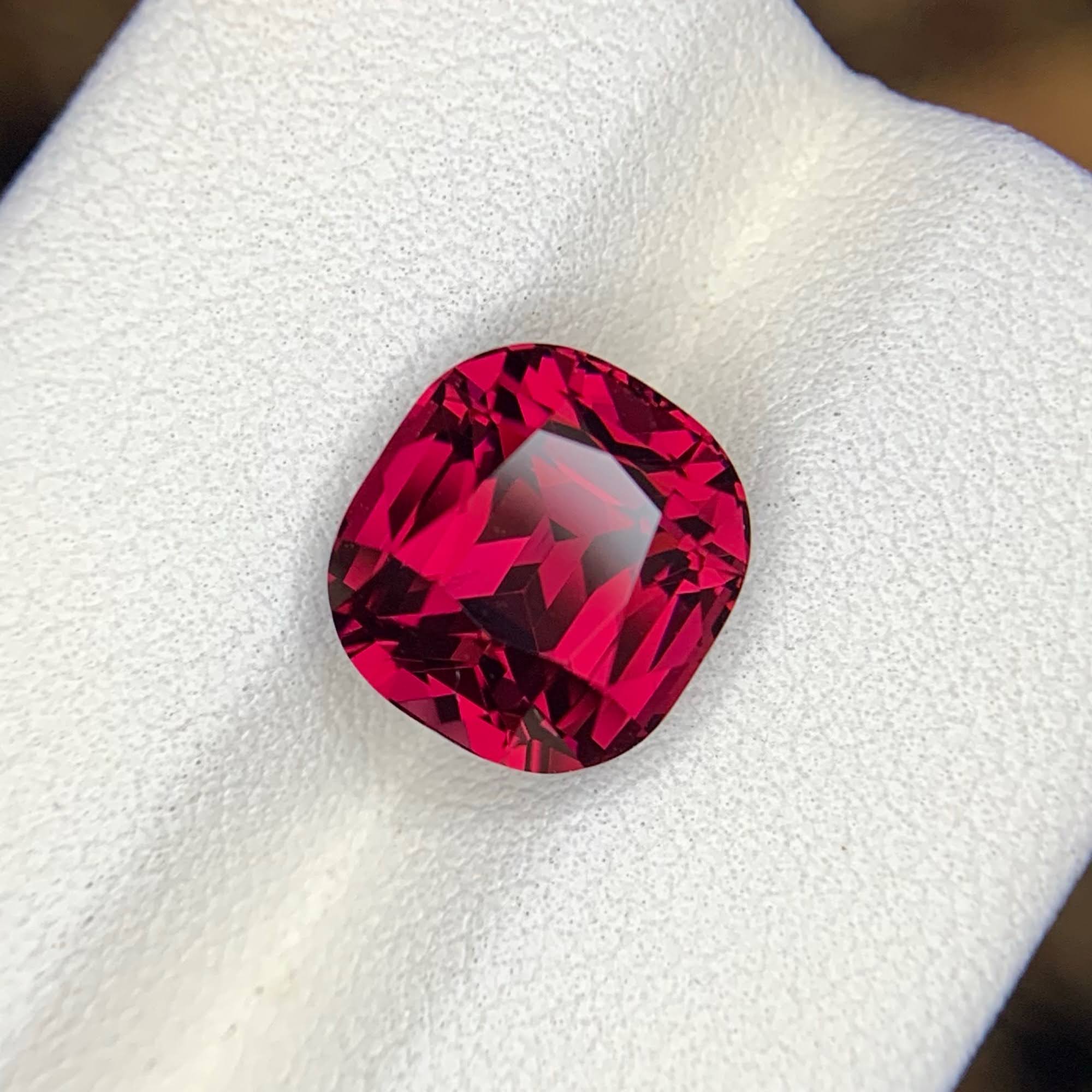 6-80ct-natural-brownish-red-garnet-tanzania-cushion