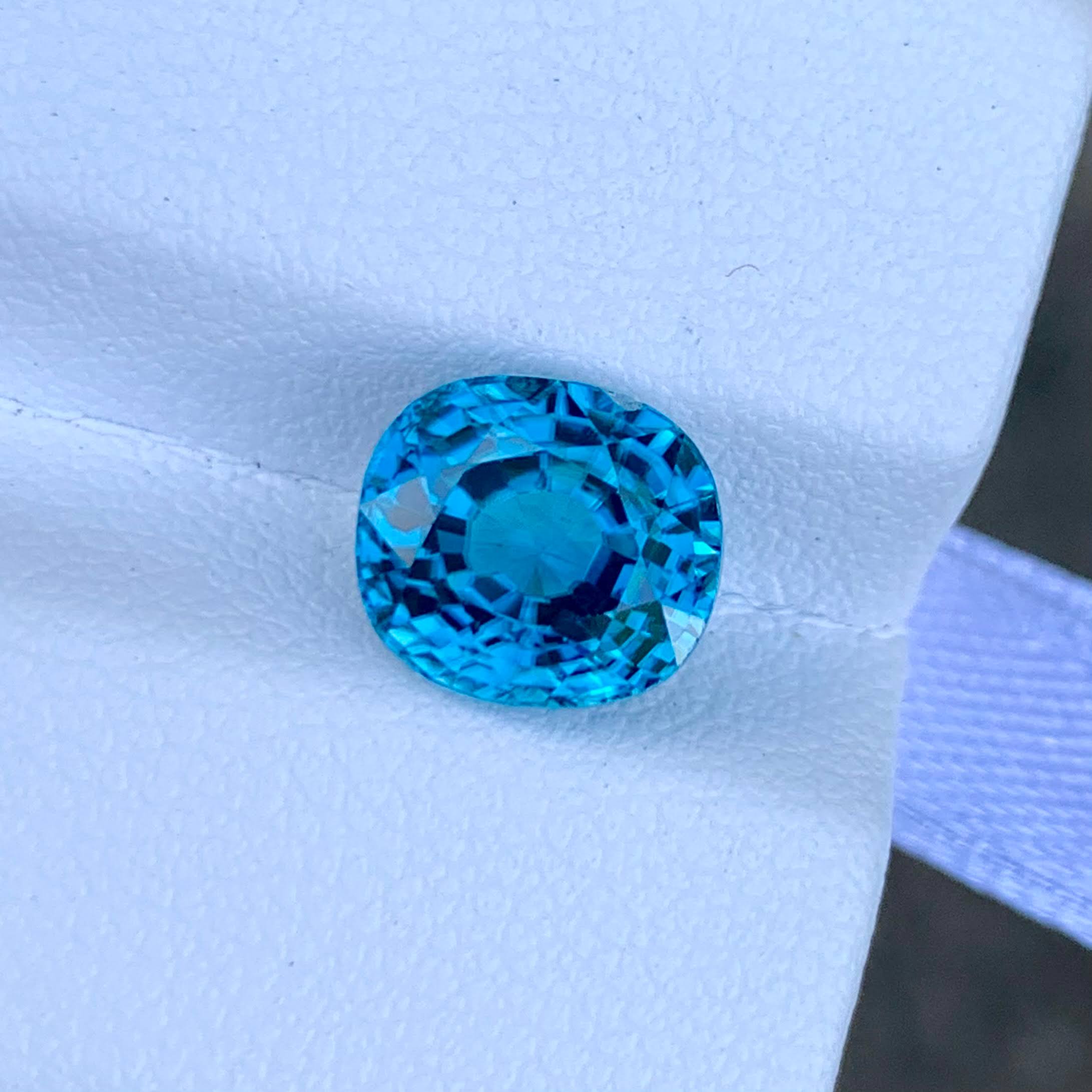 4-51-carats-neon-blue-zircon-cushion-brilliant-cut-cambodia
