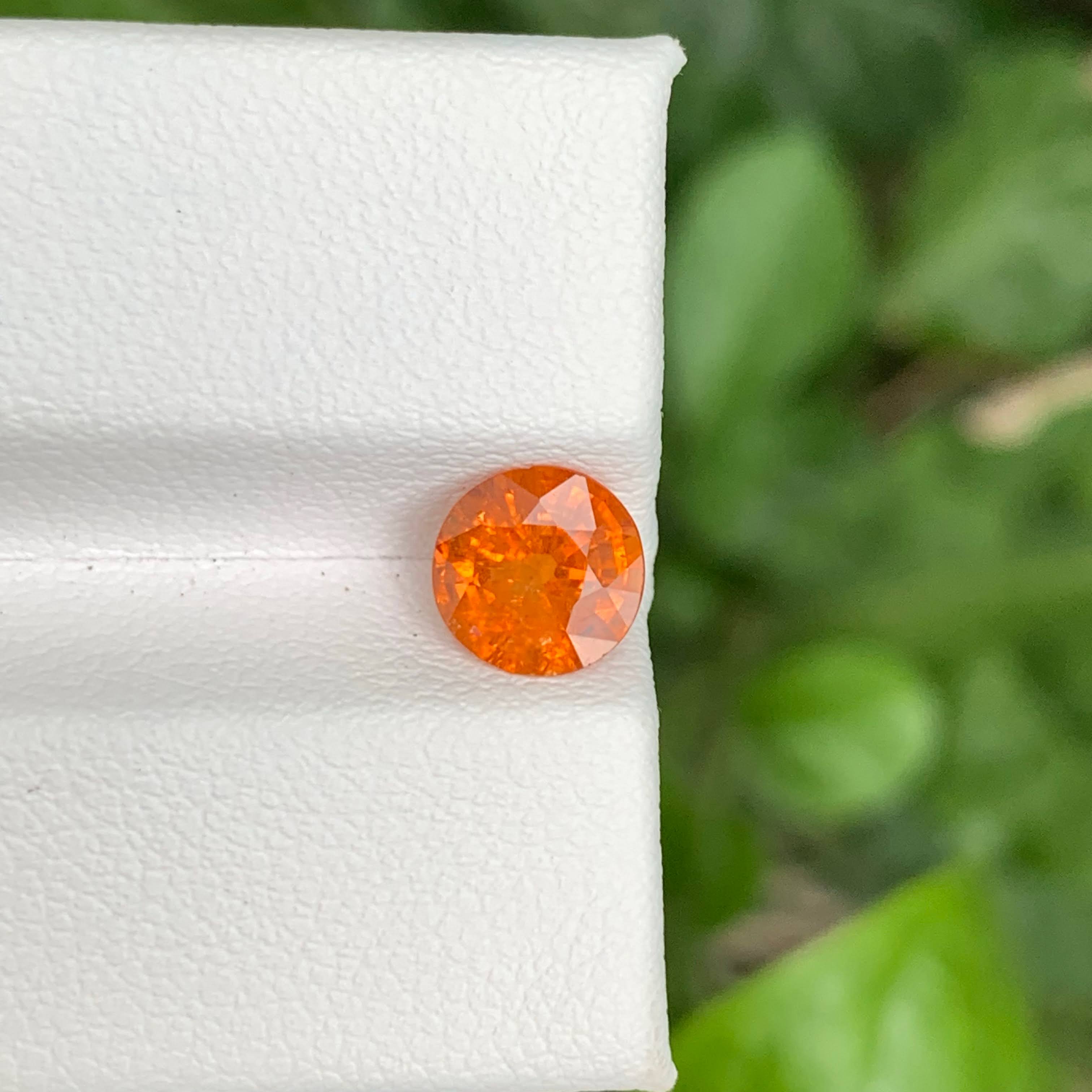 1.60 Carats Round Fanta Garnet