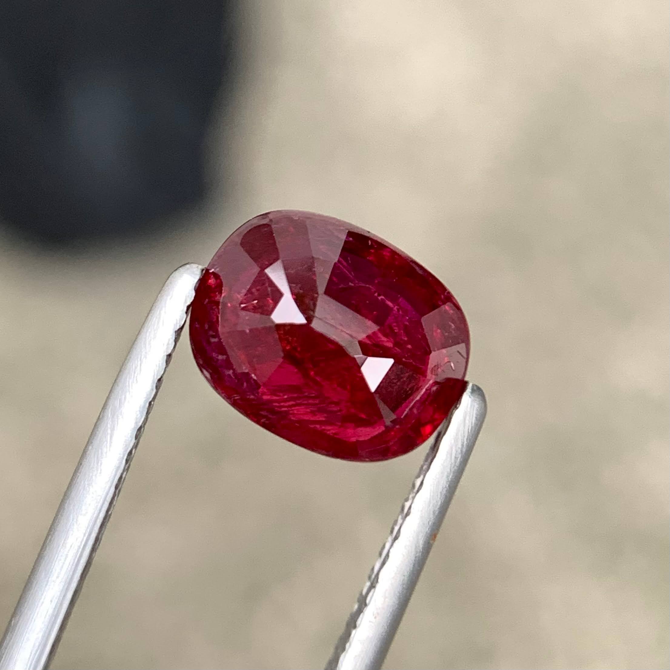 aigs-certified-deep-vivid-red-ruby-3-13ct-mozambique