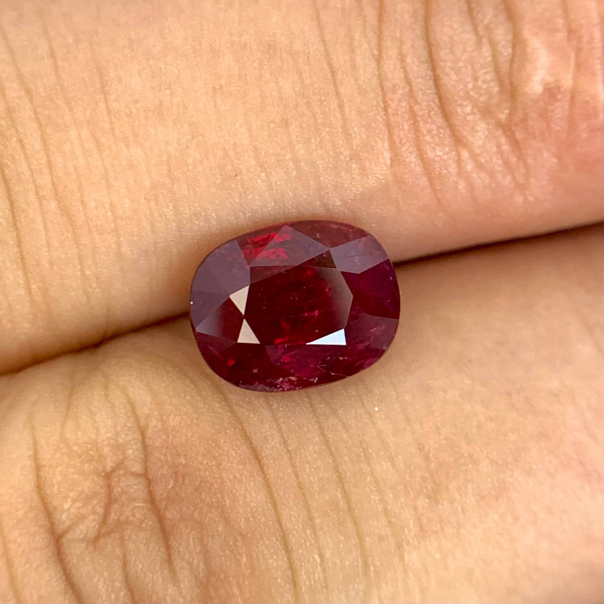 aigs-certified-deep-vivid-red-ruby-3-13ct-mozambique