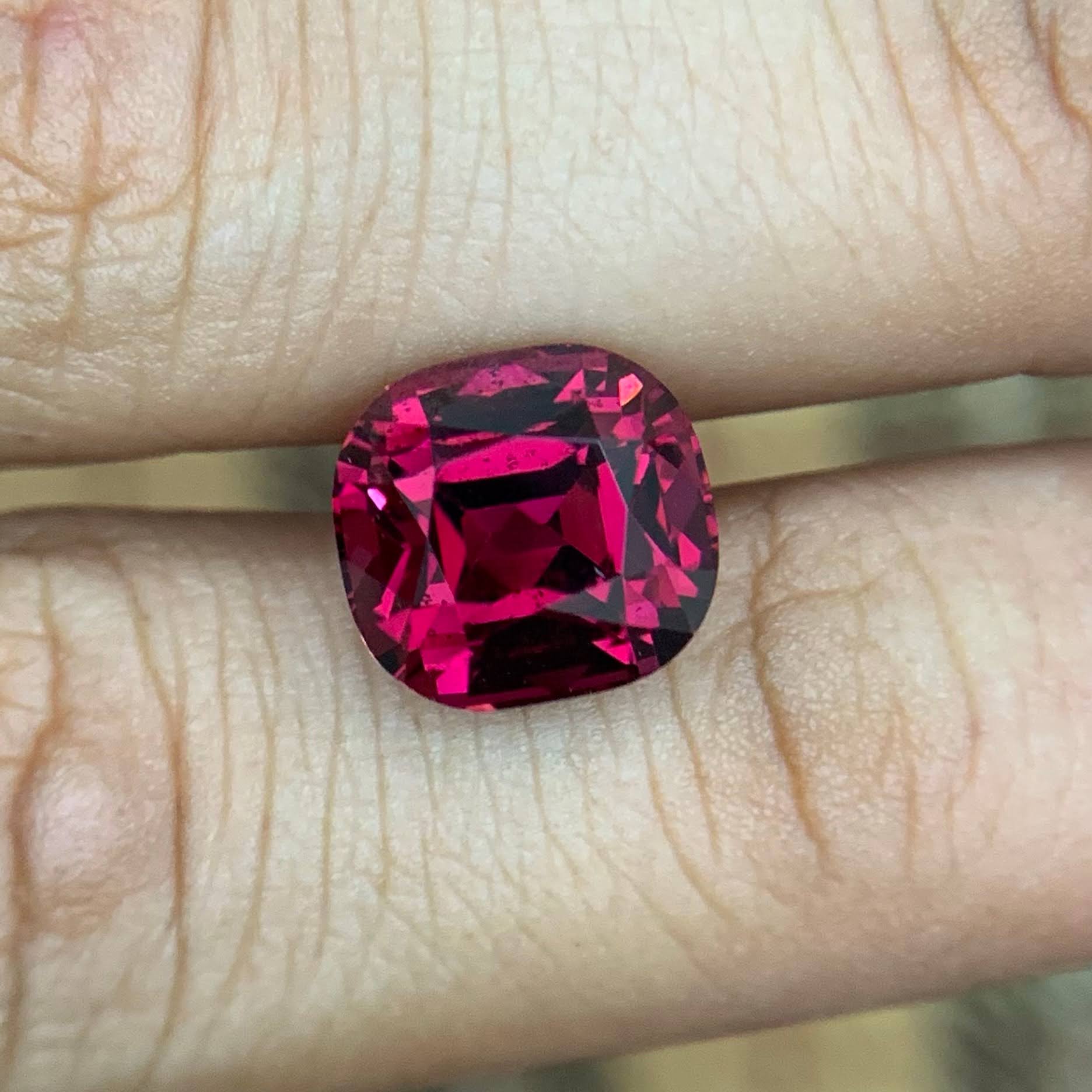 6-80ct-natural-brownish-red-garnet-tanzania-cushion