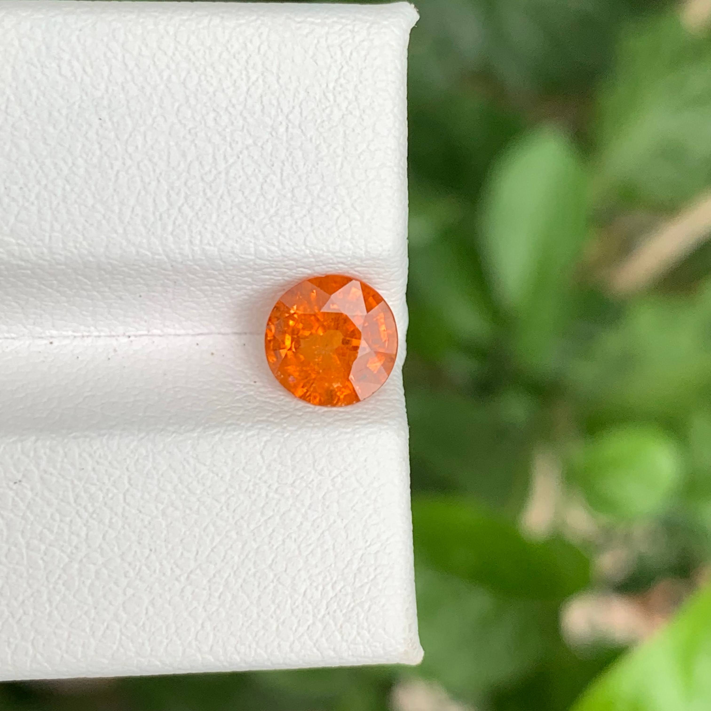 1.60 Carats Round Fanta Garnet