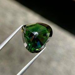 10.69 Ct Green Sapphire Heart Shape