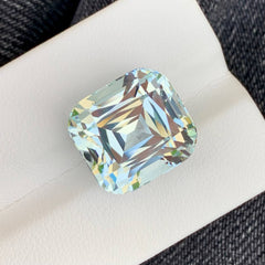 sea-blue-aquamarine-17-21ct-pakistan