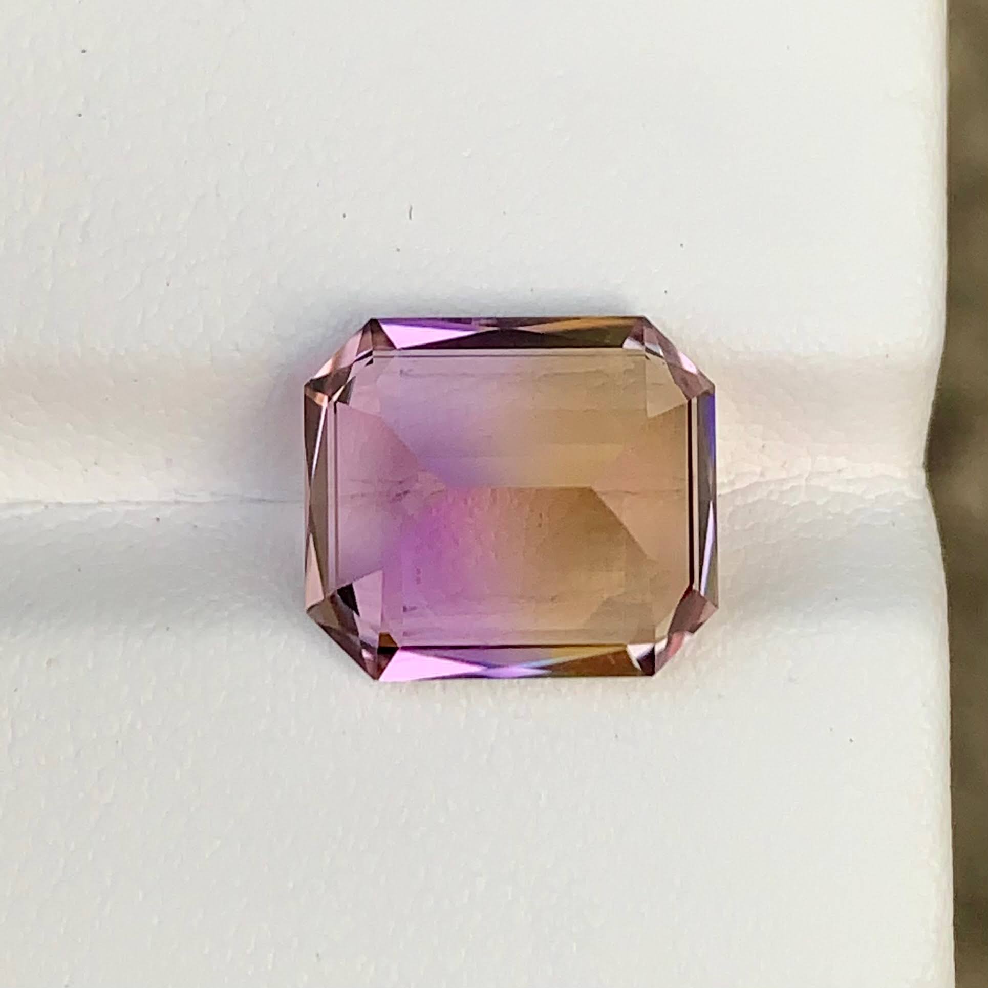 bolivian-bicolor-ametrine-7-18ct