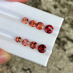 3.27 carats 8 Piece Orange Spinel Lot