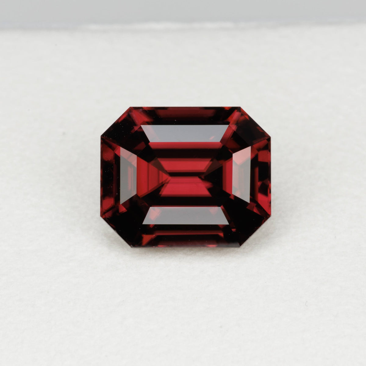 6.32 Carats Oval Red Zircon Stone