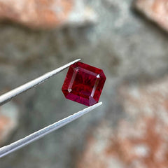 2.75 Carats Red Asscher Garnet Stone