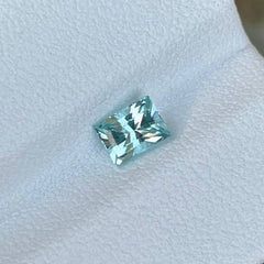 0.70 Carats Seafoam Blue Aquamarine