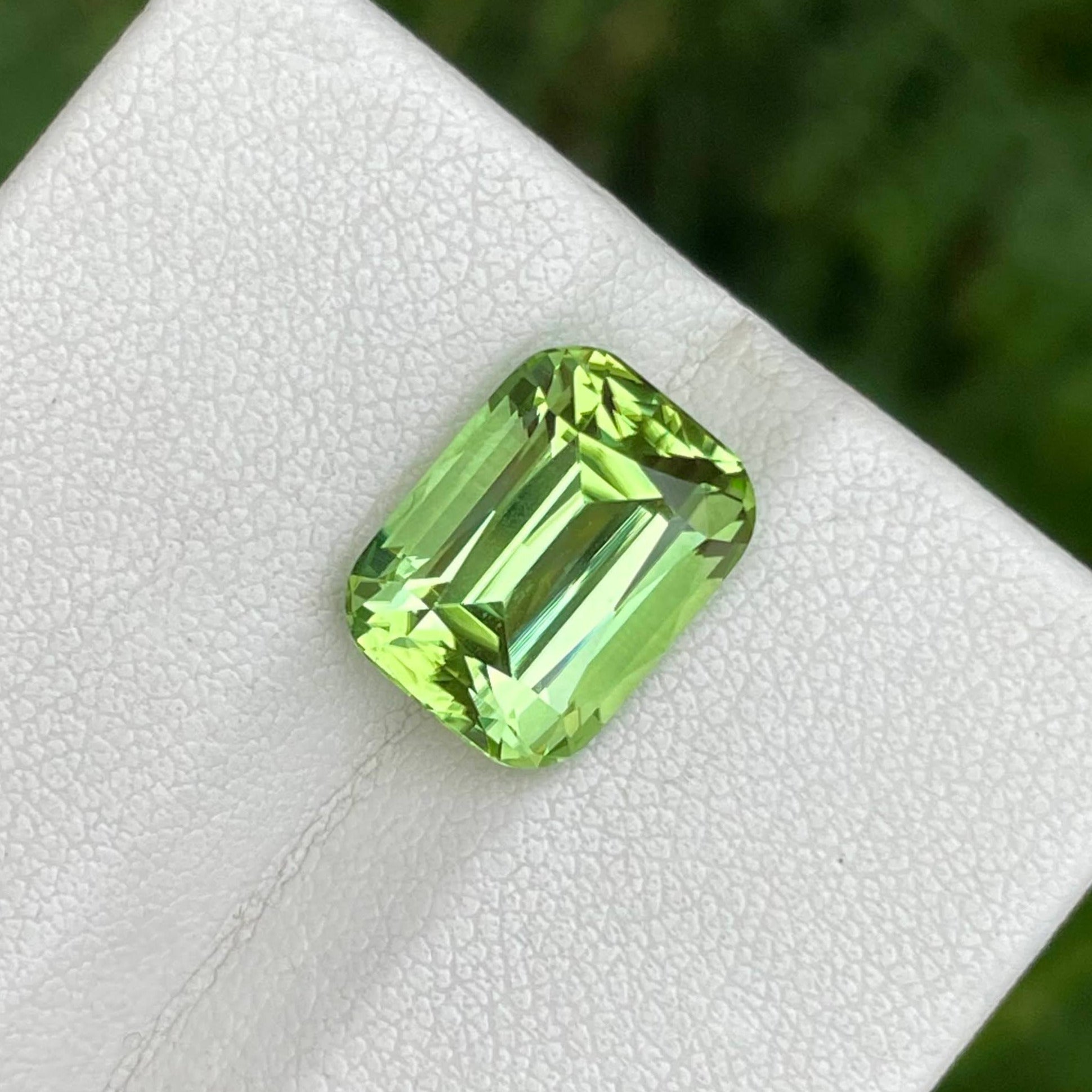 7.55 Carats Peridot Stone Cushion Cut