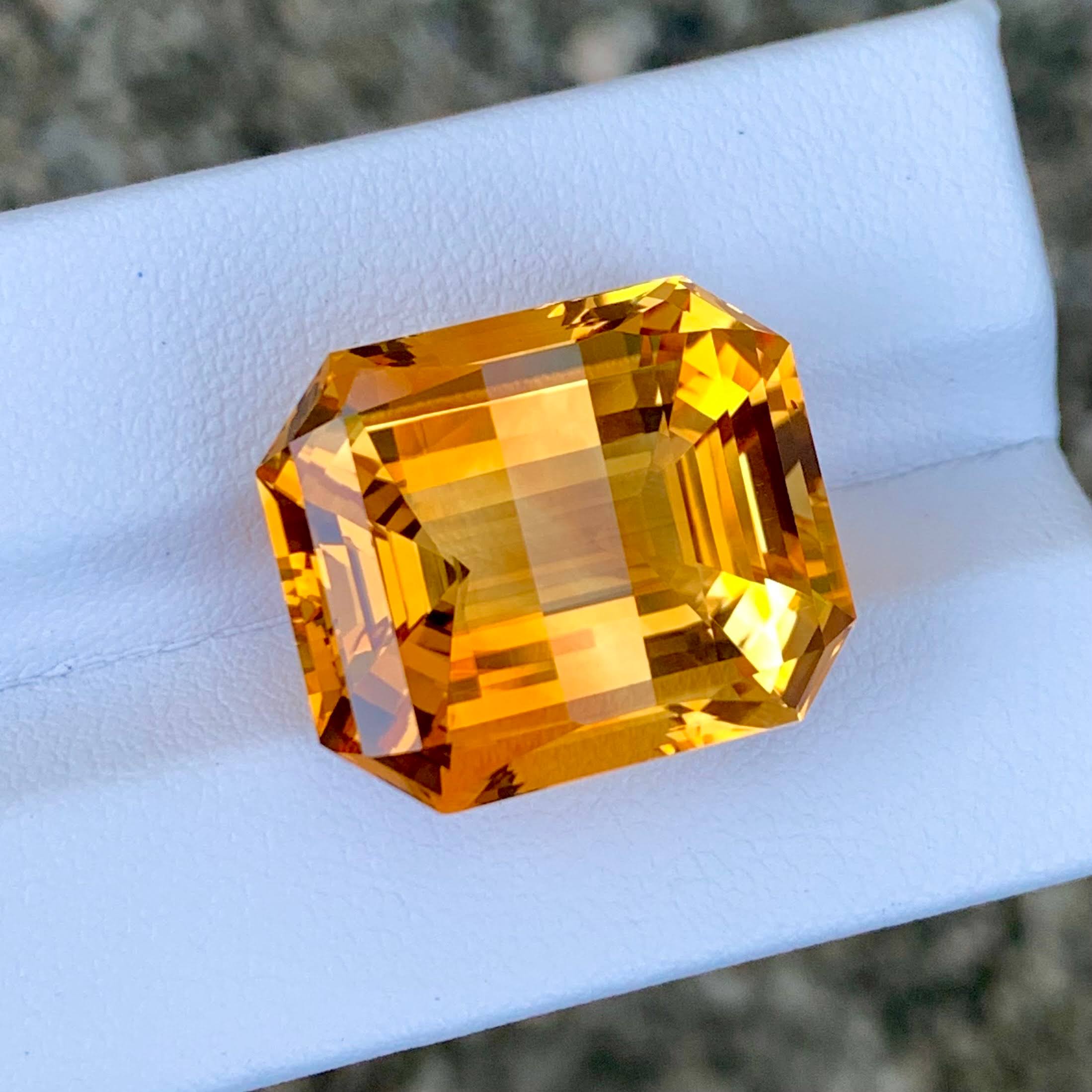 natural-brazilian-citrine-25-98ct-octagon-pixel-bar-cut