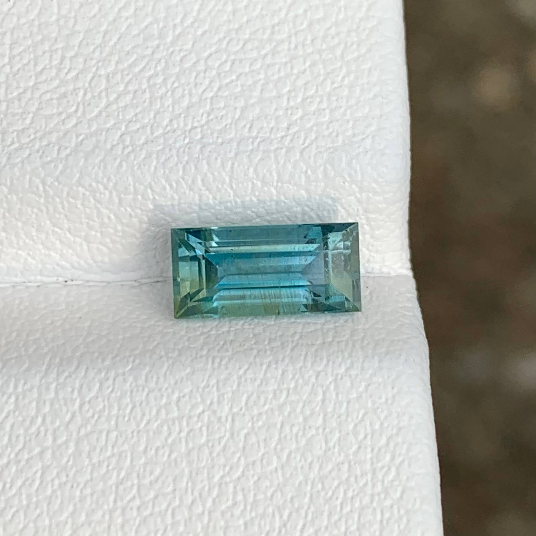 1.18ct Deep Blue Aquamarine Baguette Cut