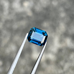 1.47 Carats Cobalt Blue Spinel Stone