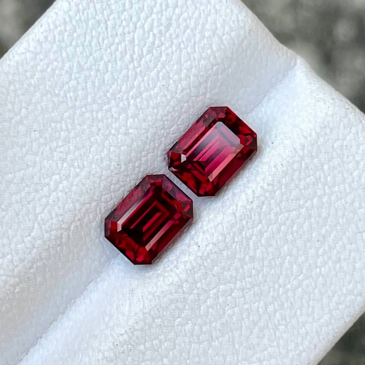 2.68 Carat Vivid Red Garnet Pair Gems