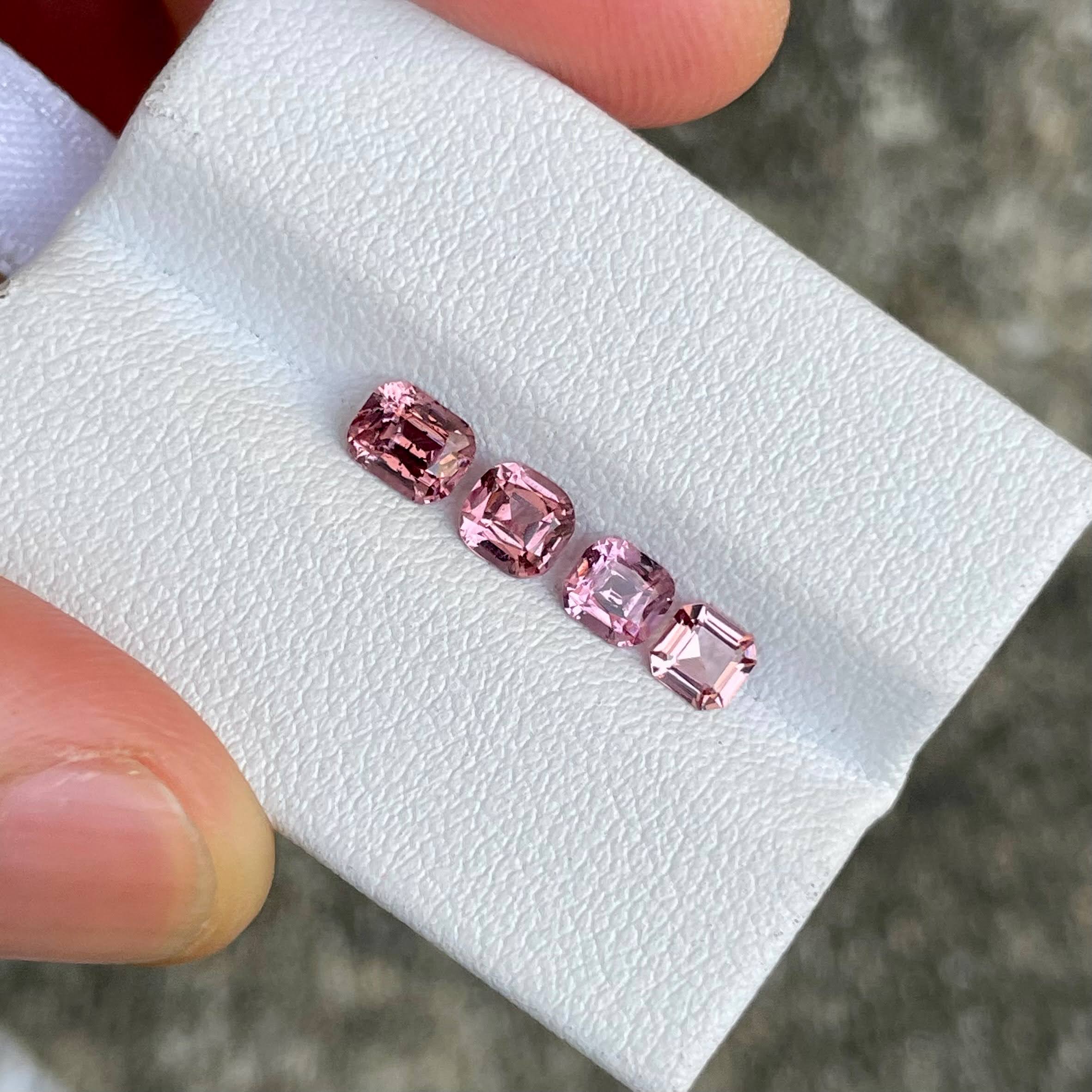  1.78 carats 4 Piece Pink Spinel Lot