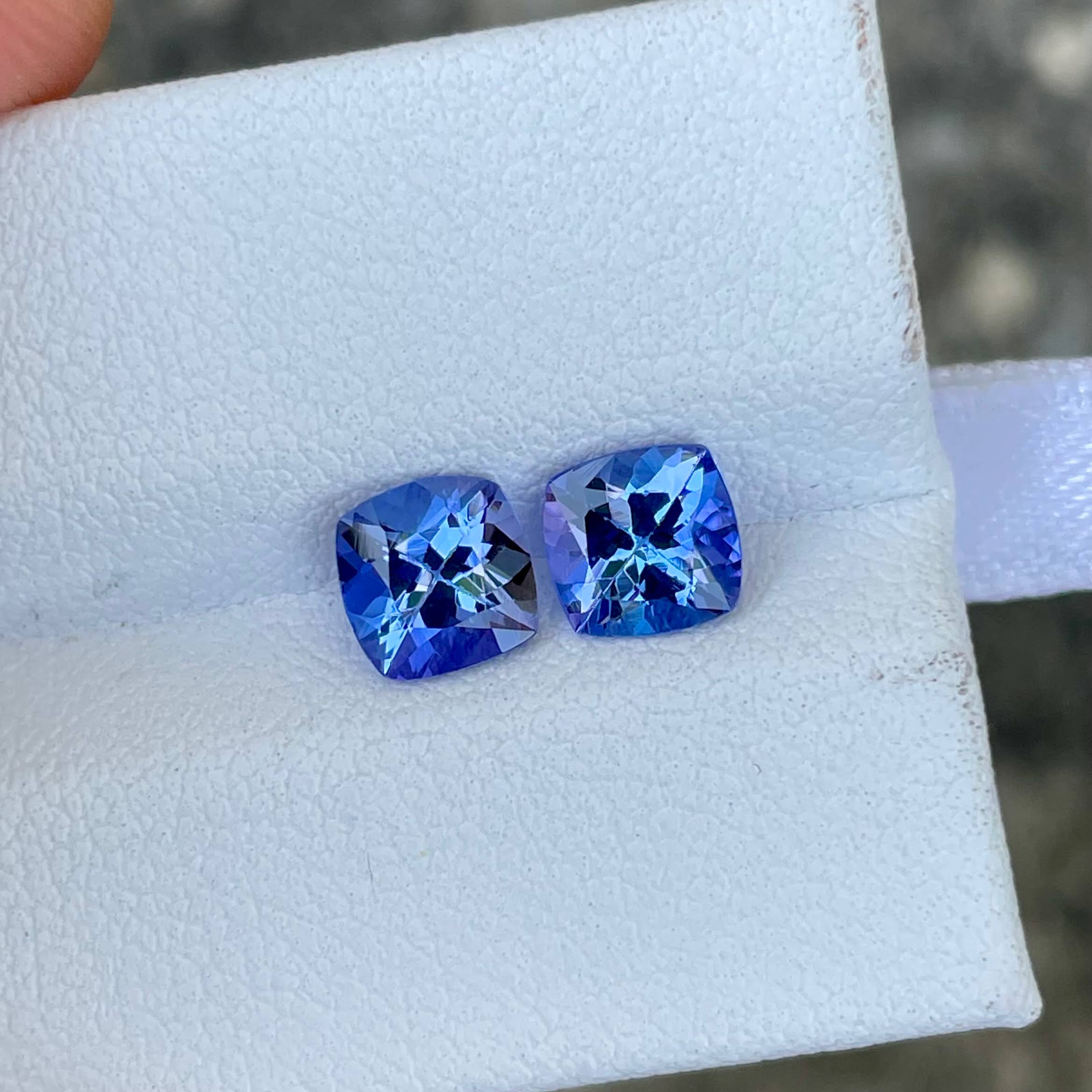 1.85 Carats Blue Tanzanite Stone Pair