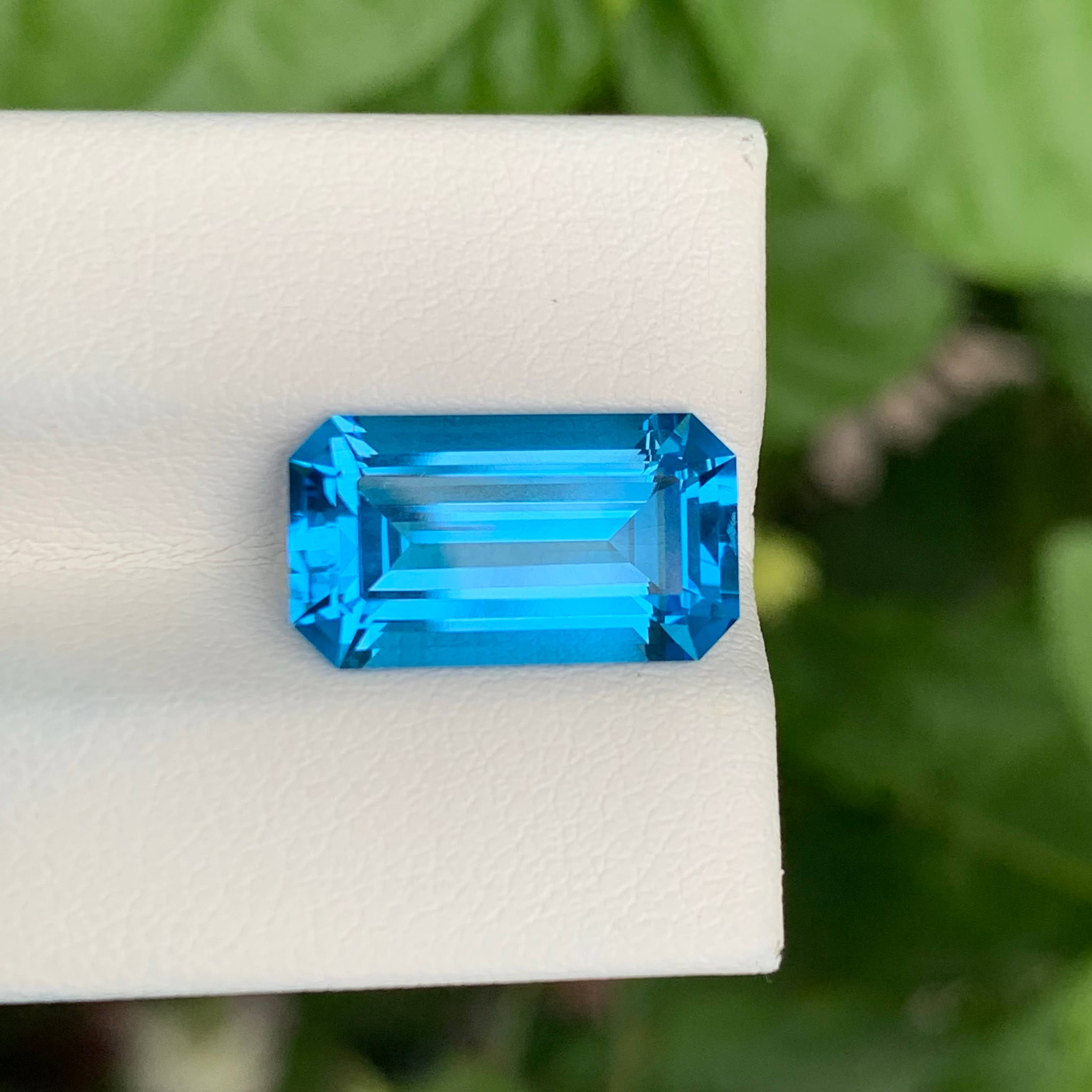 7.20 Carat Neon Blue Topaz for Sale