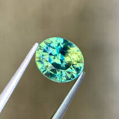 1.57ct Natural Parti Sapphire Oval
