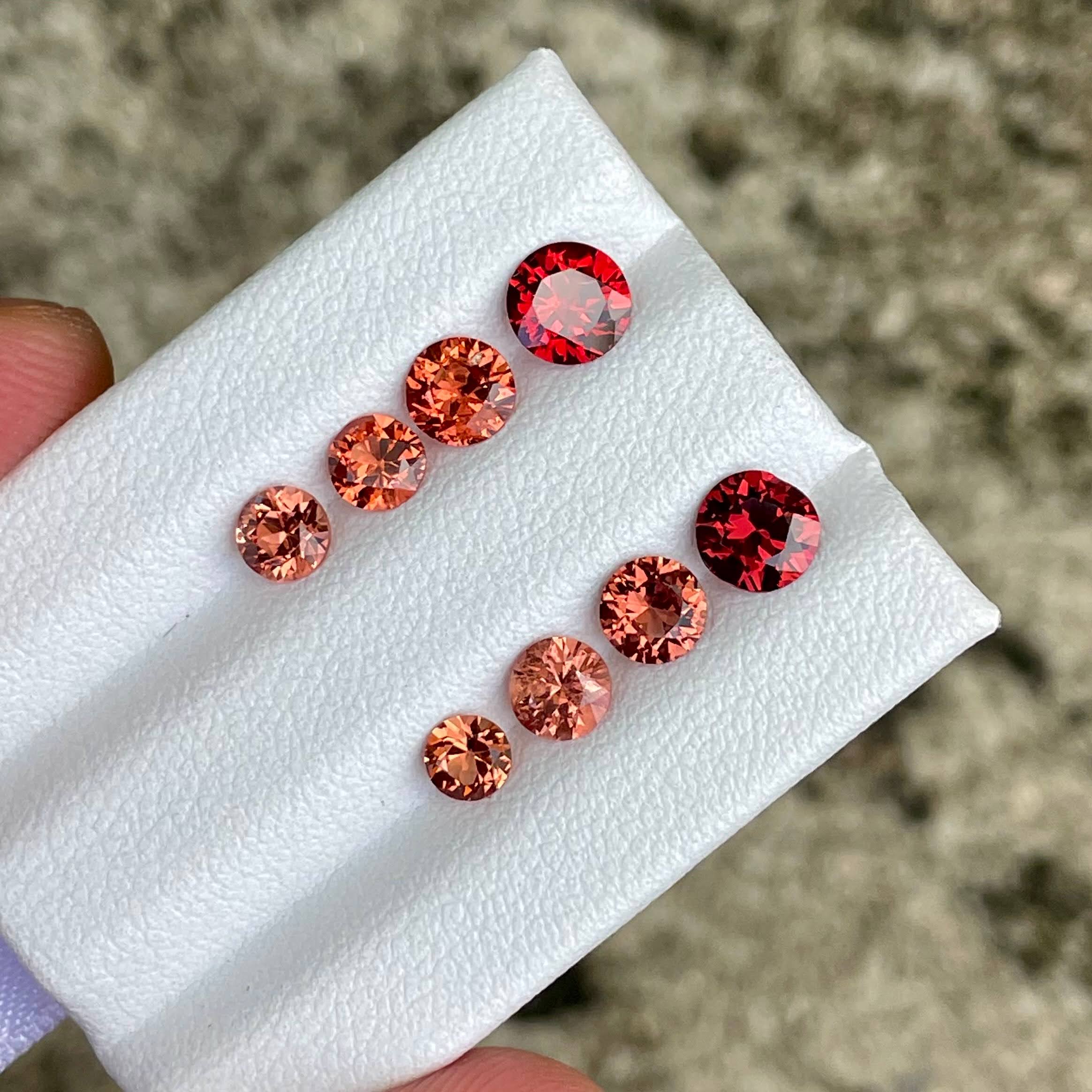 3.27 carats 8 Piece Orange Spinel Lot