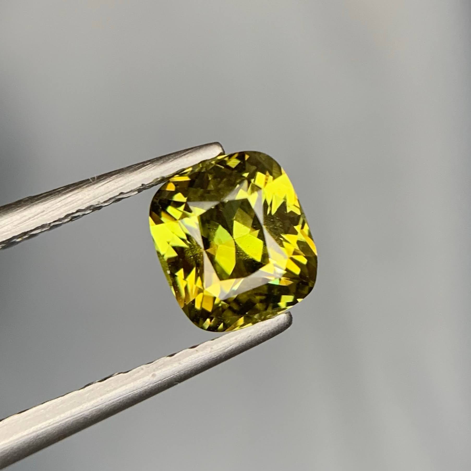 1-19-carats-certified-sri-lankan-alexandrite-cushion-mixed-cut