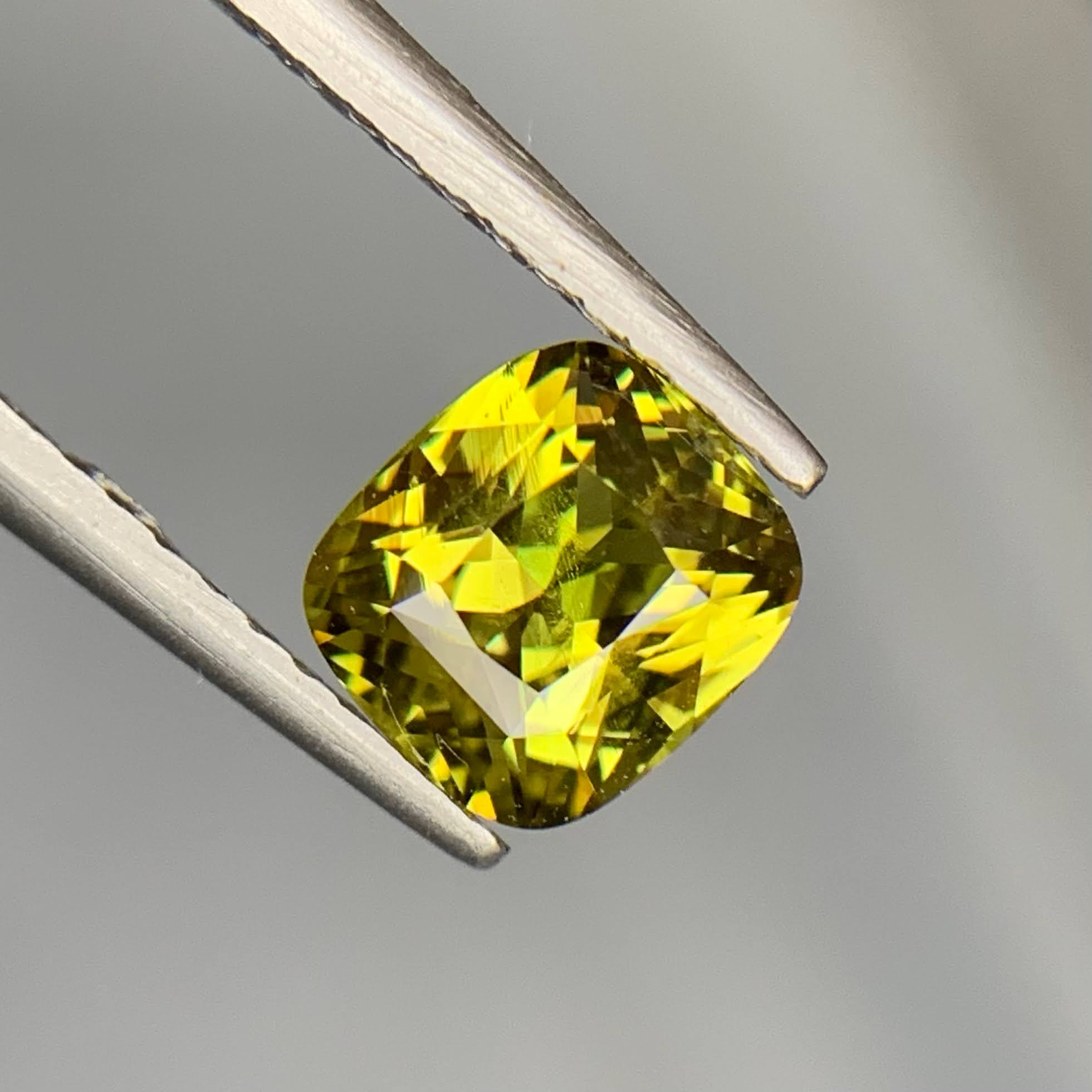 1-19-carats-certified-sri-lankan-alexandrite-cushion-mixed-cut