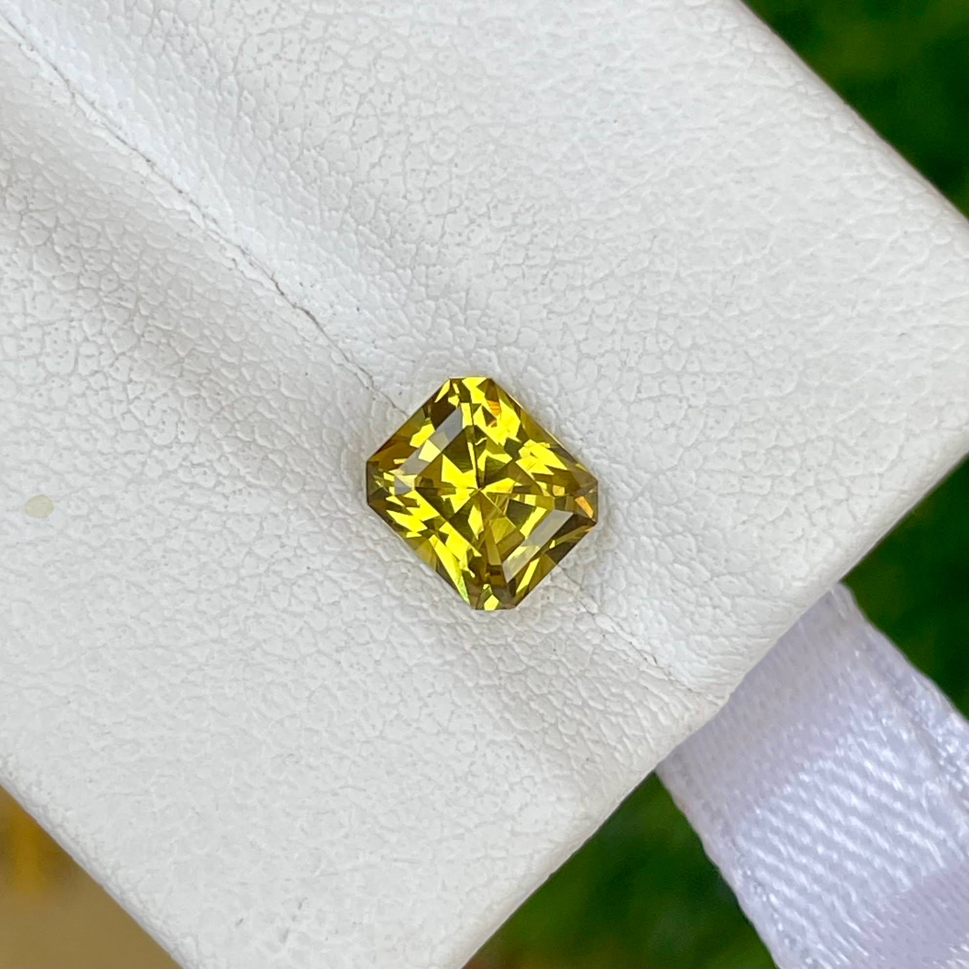 1.15 Carats Yellow Mali Garnet Stone