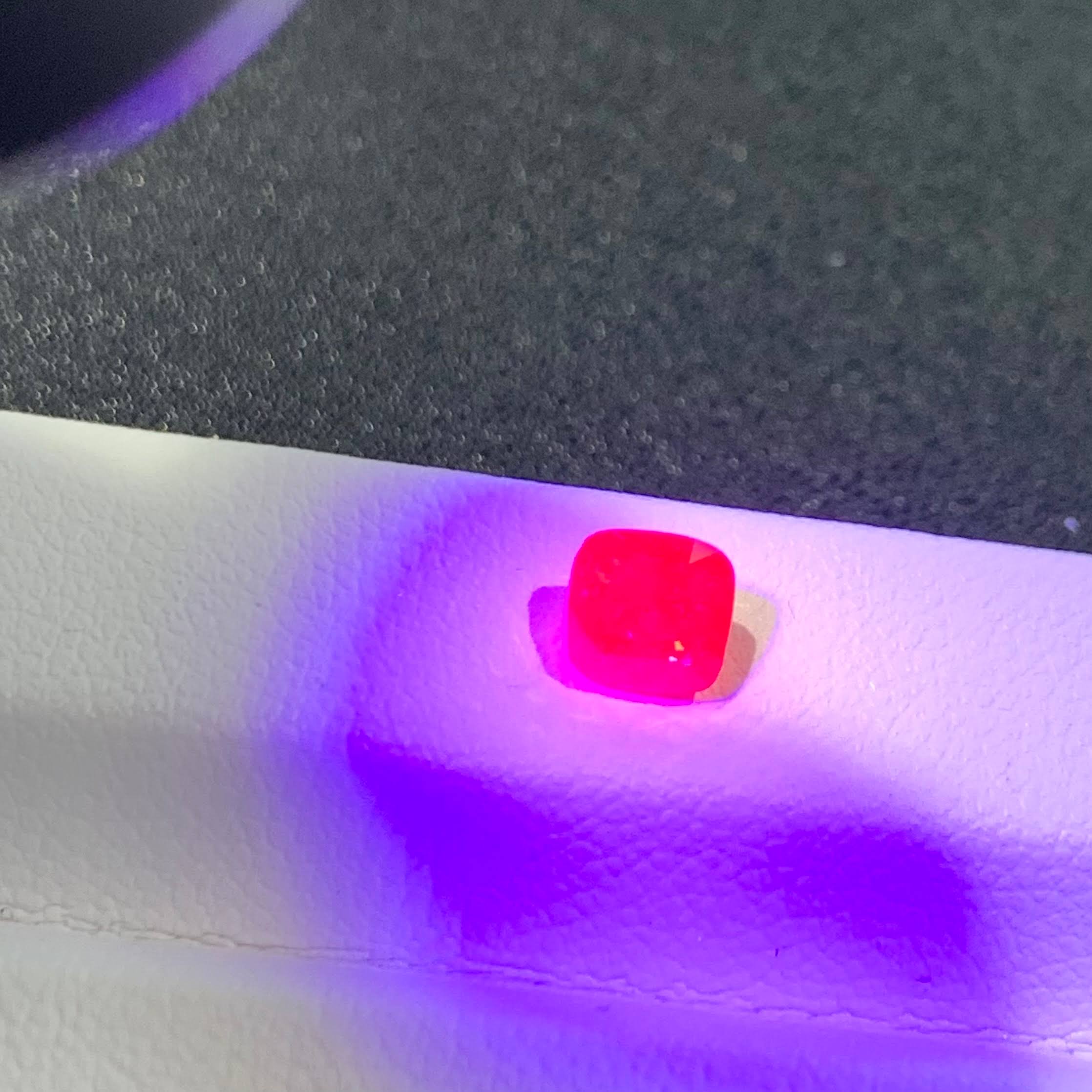 1-05-carats-bicolor-burma-spinel-cushion-brilliant-cut