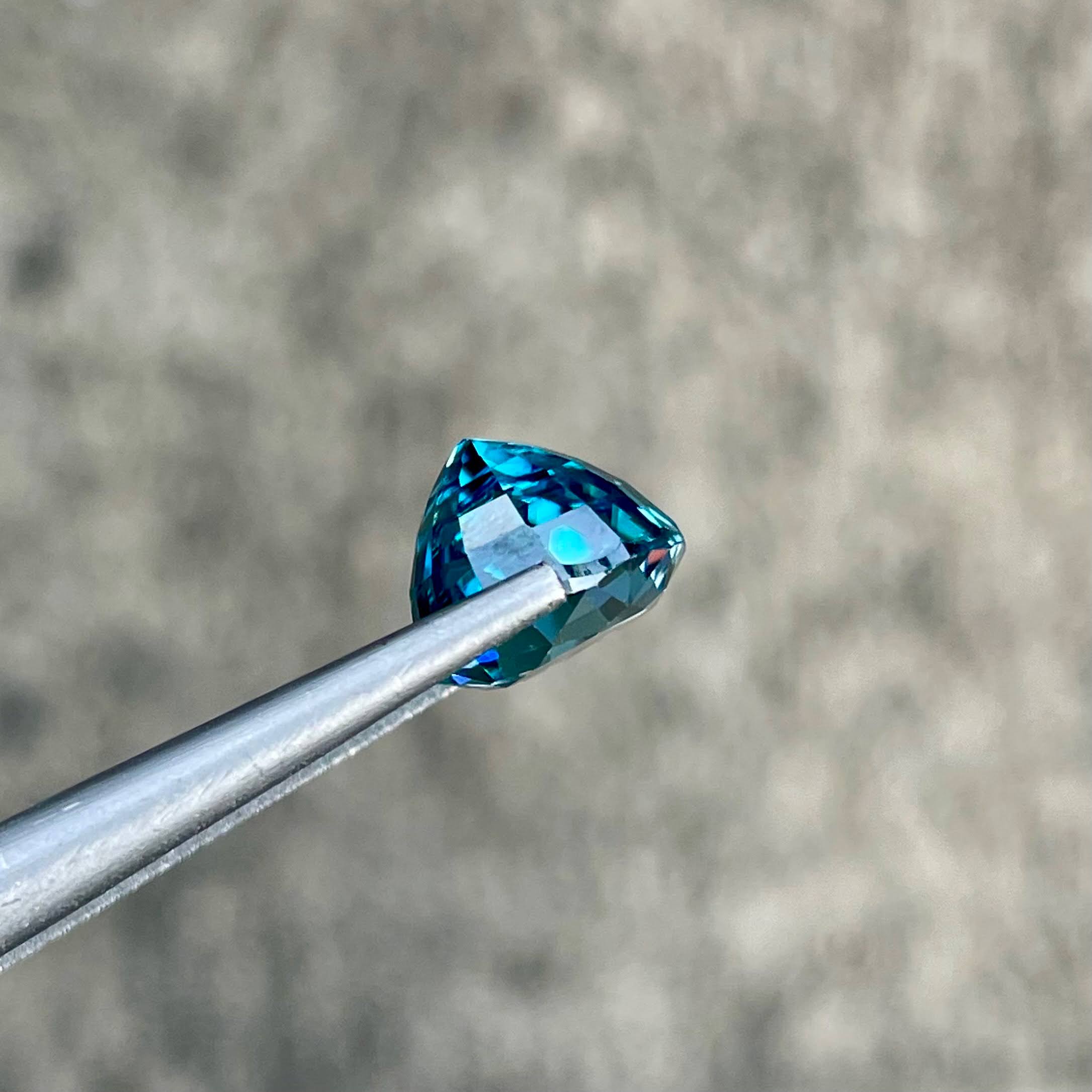 6.02 Carats Blue Oval Zircon Stone