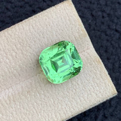 8.15 Carats Rutile Inclusion Peridot