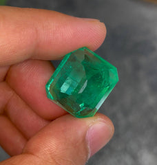 32.98 carats GRS Certified Emerald Gem