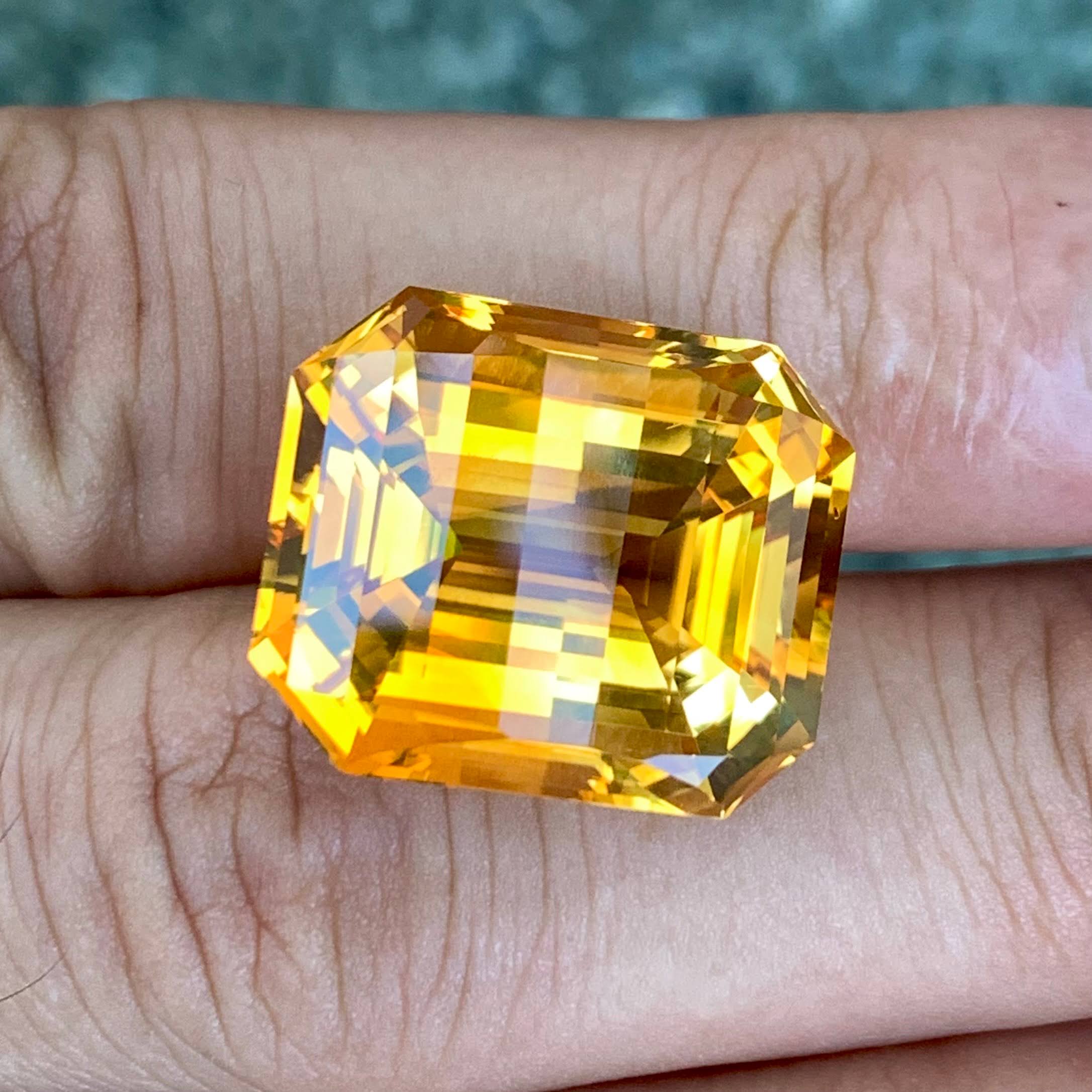 natural-brazilian-citrine-25-98ct-octagon-pixel-bar-cut