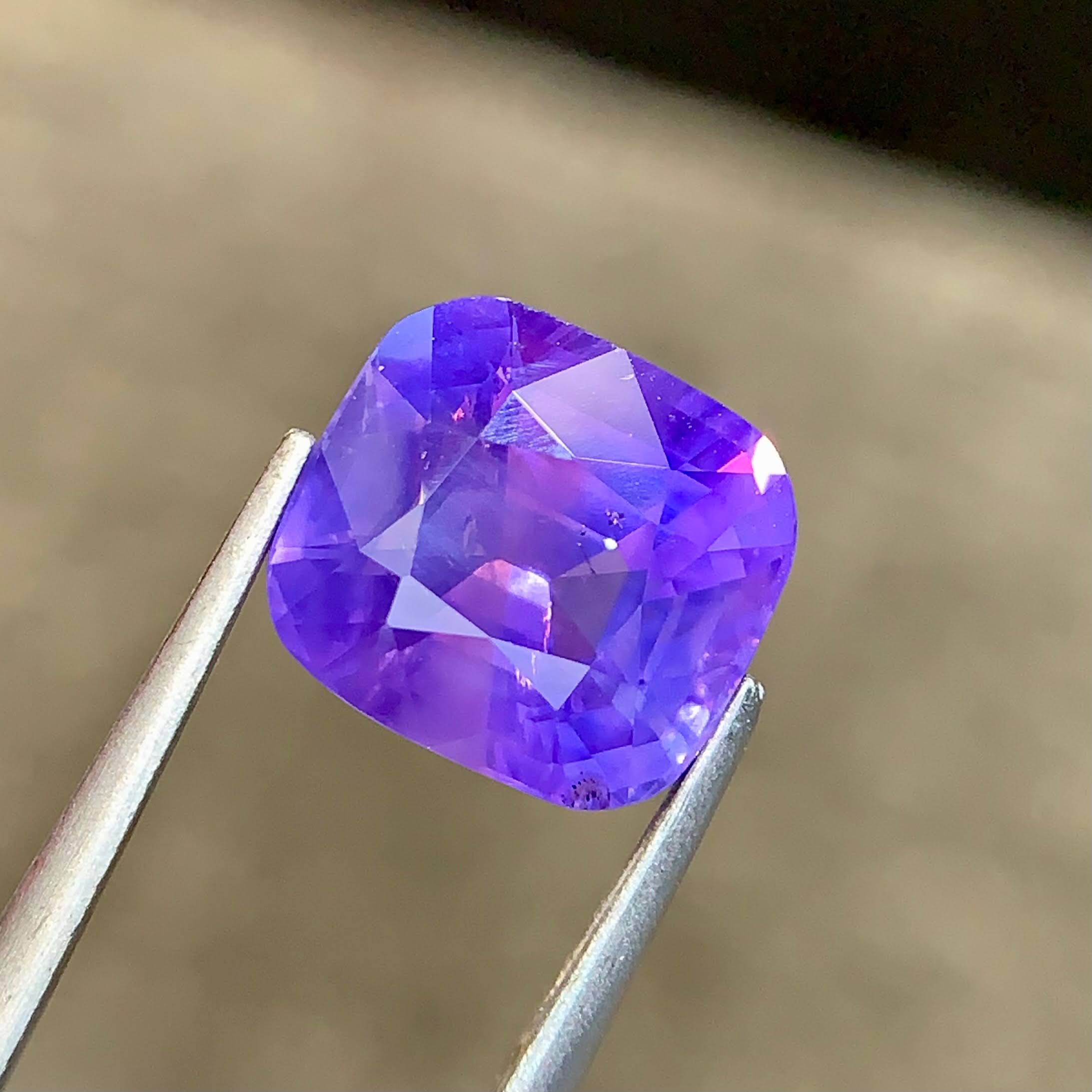 GIA 5.04Ct Purple Sapphire