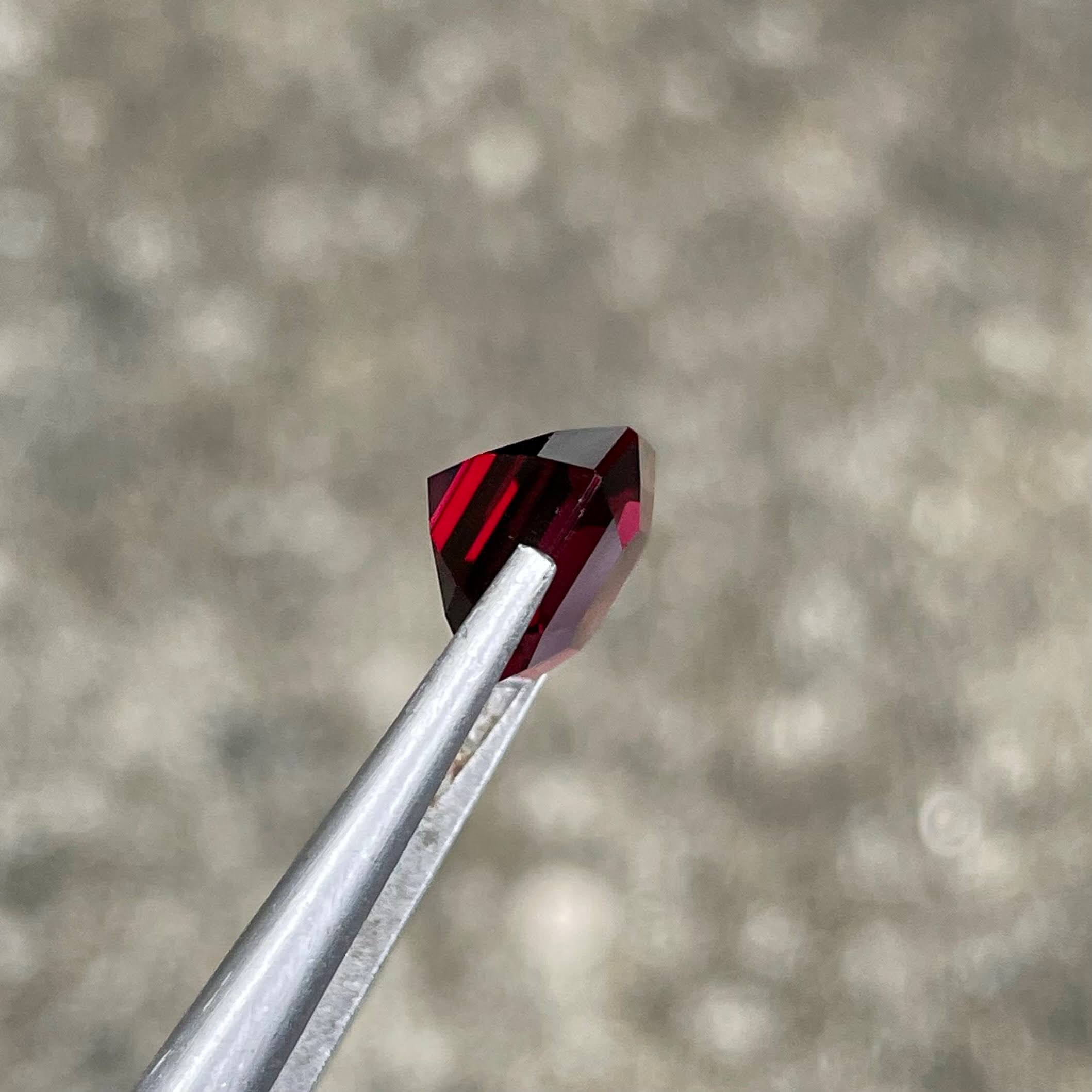 4.78 Carats Sweet Red Garnet Stone