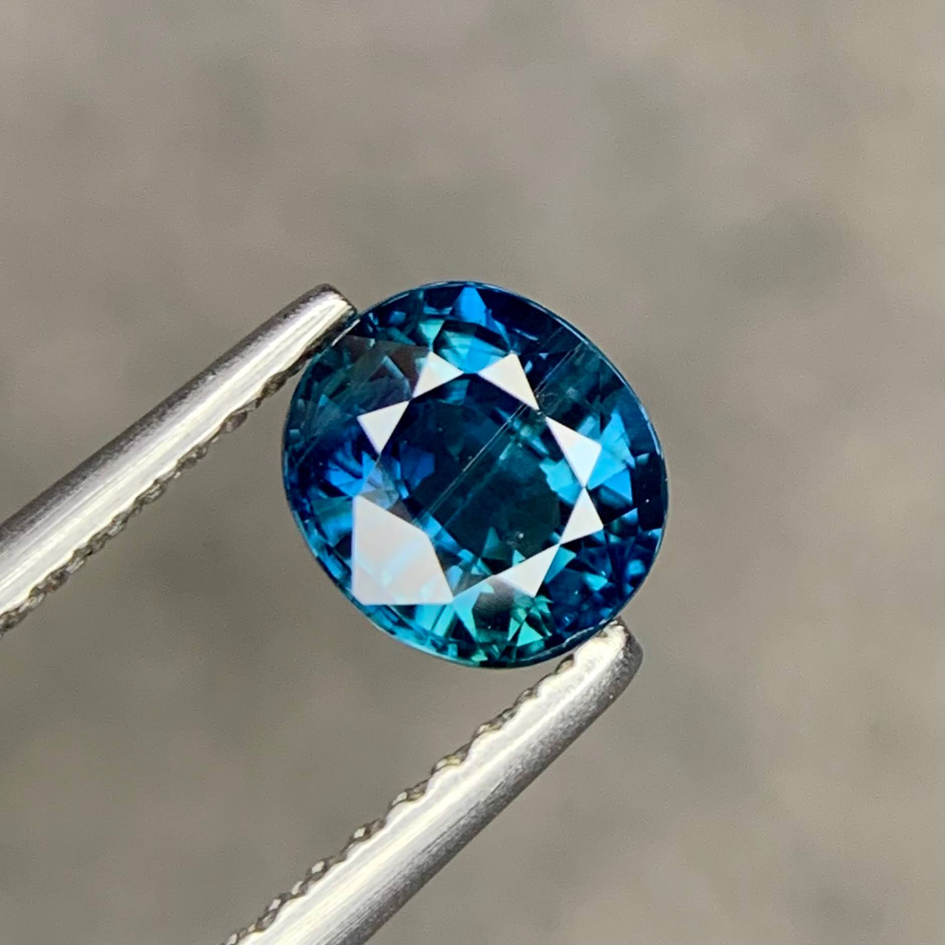 1.20 Ct Teal Sapphire Oval Cut