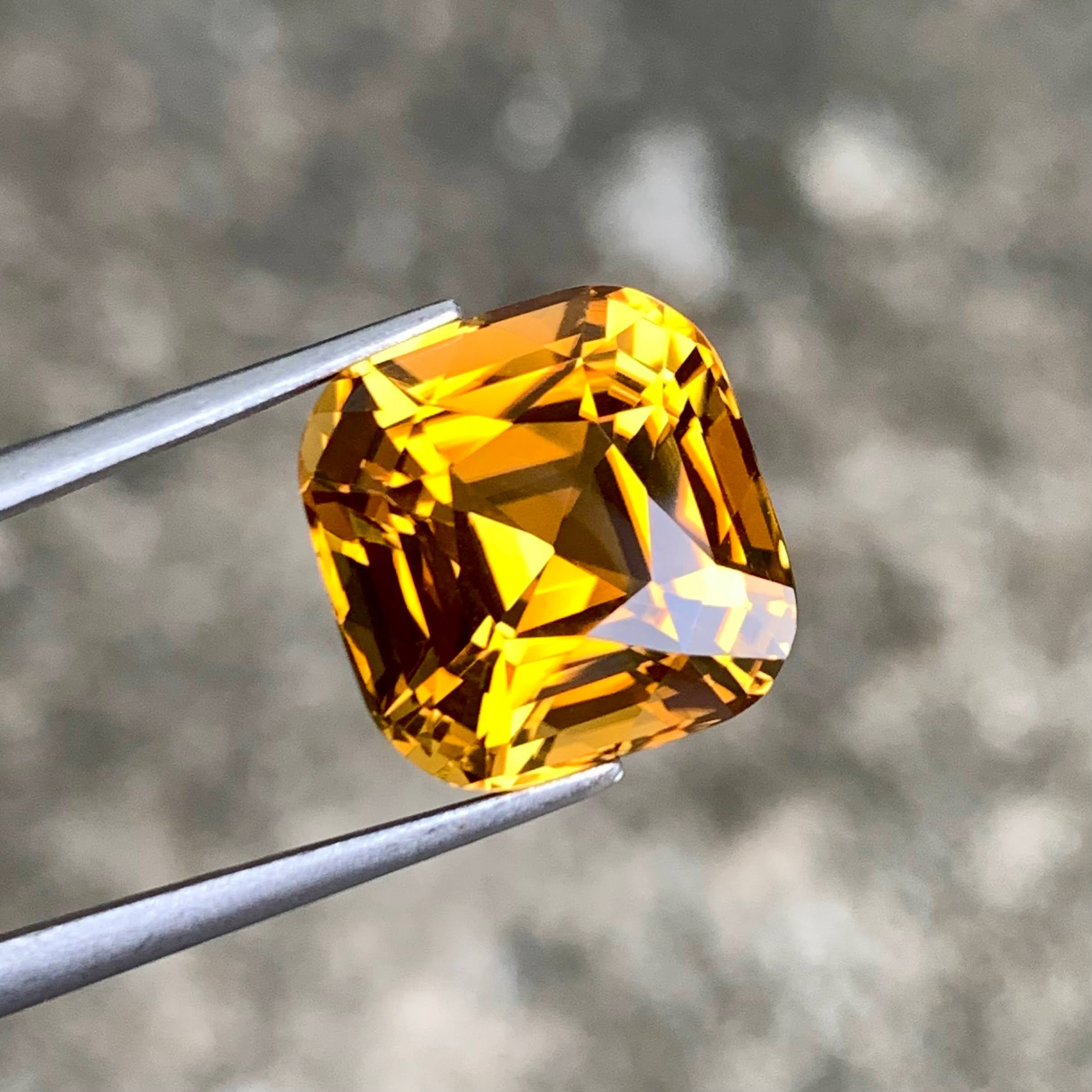 8-26-carats-neon-yellow-canary-tourmaline-cushion-modified-brilliant-cut-africa
