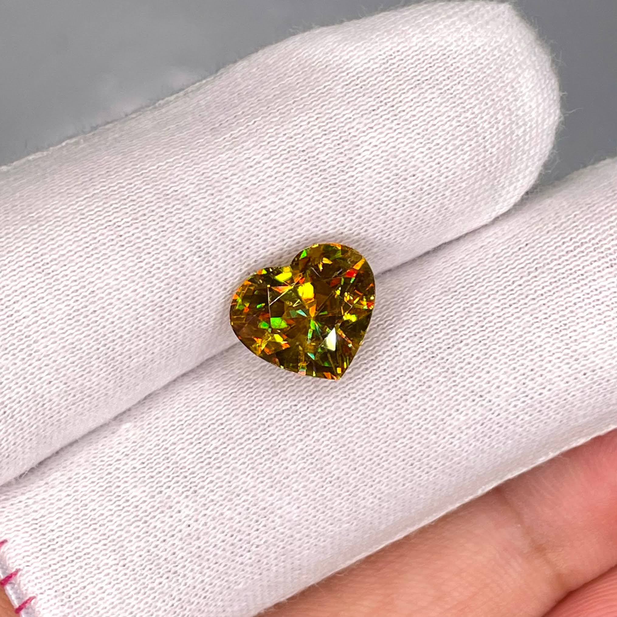 5.30 Carats Heart Cut Sphene Gemstone