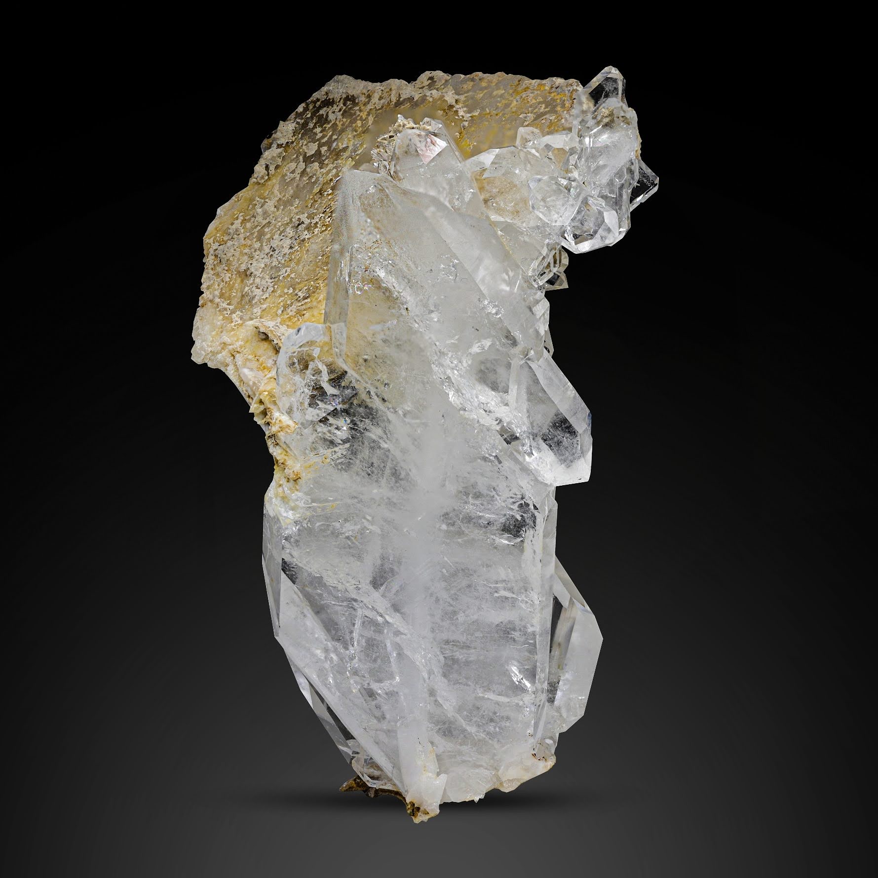 Faden Quartz Crystals With Calcite