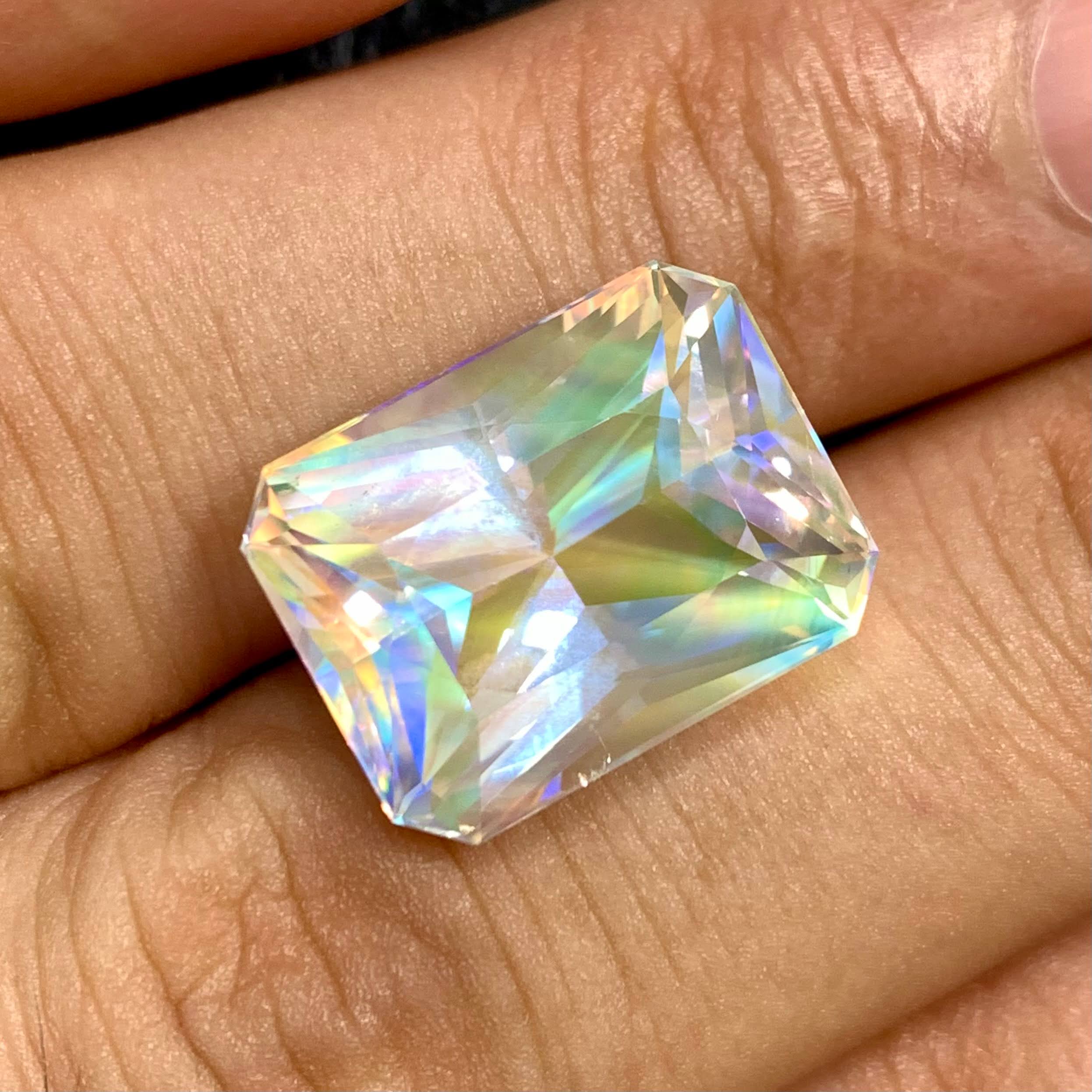 15-04ct-rainbow-moonstone-vvs-octagon-radiant-cut