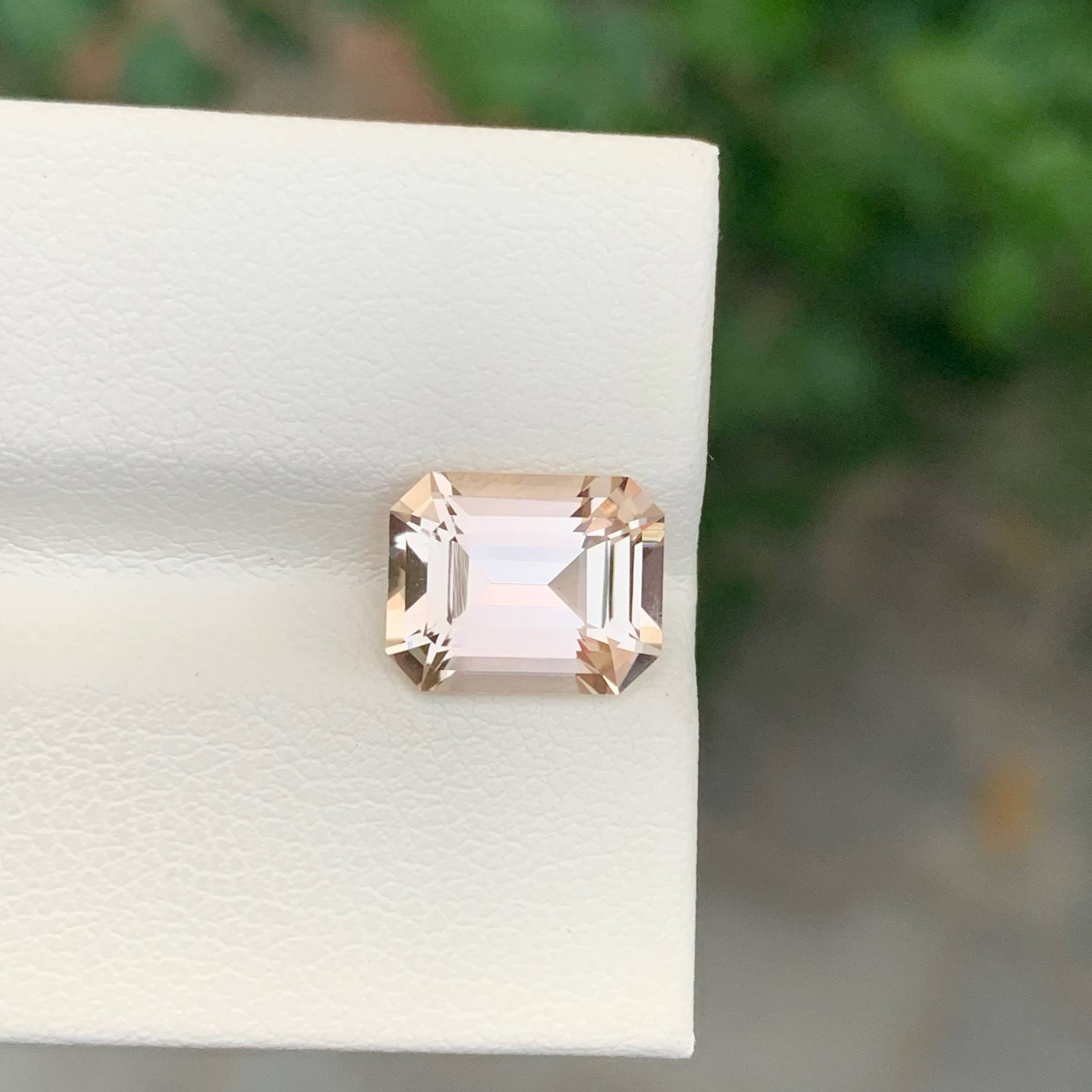 3.50 Carats Topaz Stone Emerald Cut