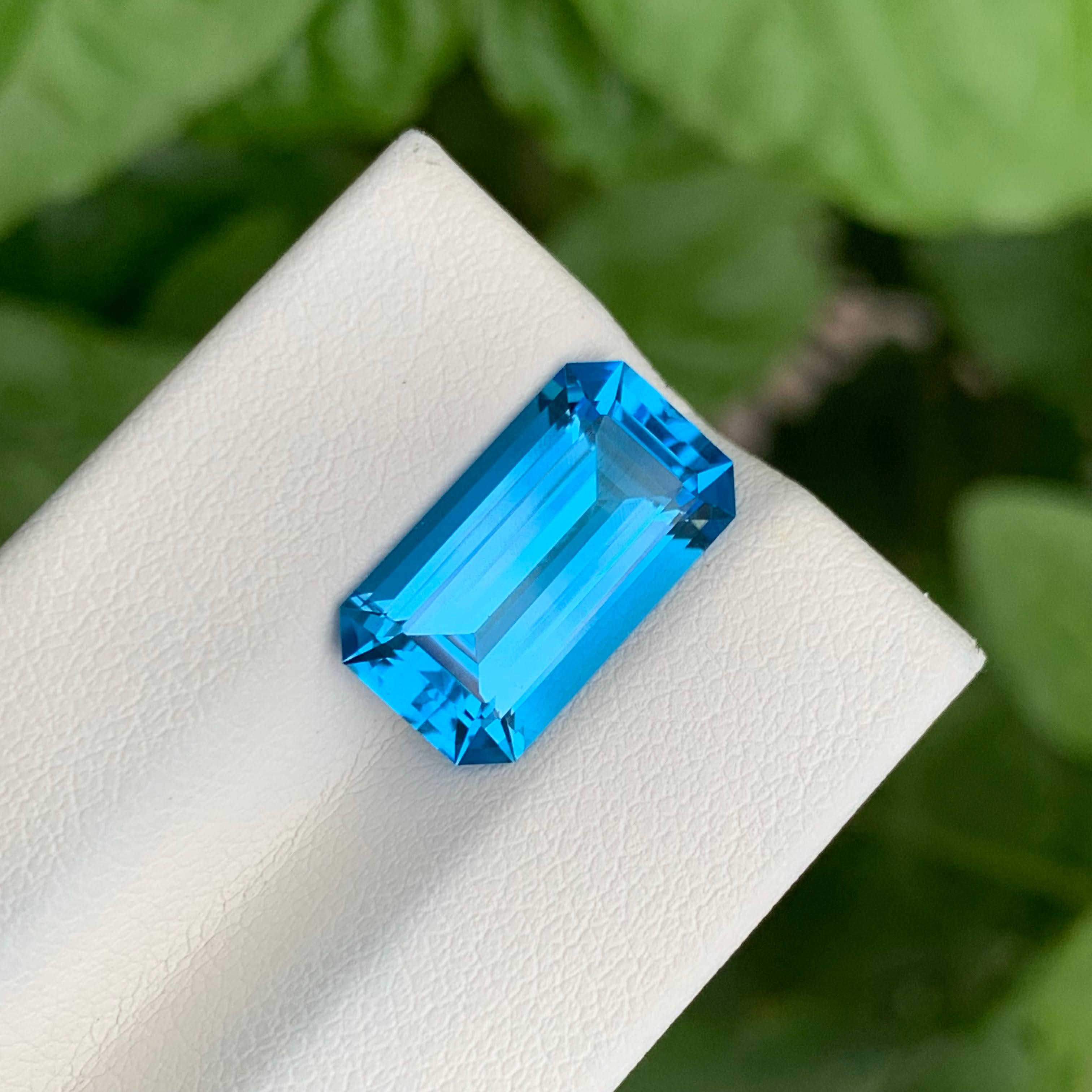 7.20 Carat Neon Blue Topaz for Sale