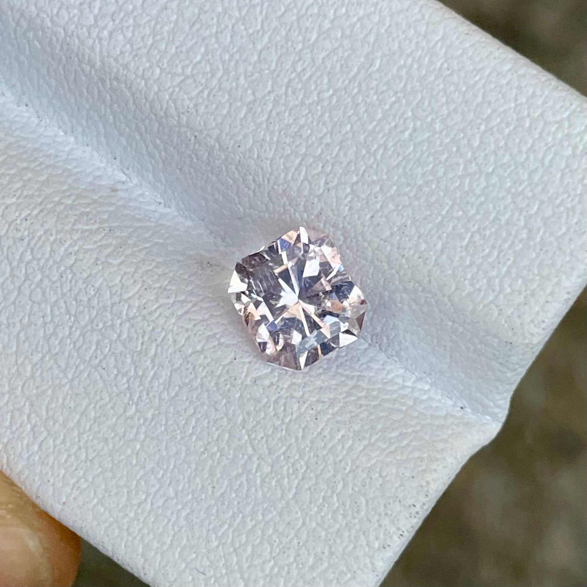 1.22 Carats Pink Morganite Gemstone