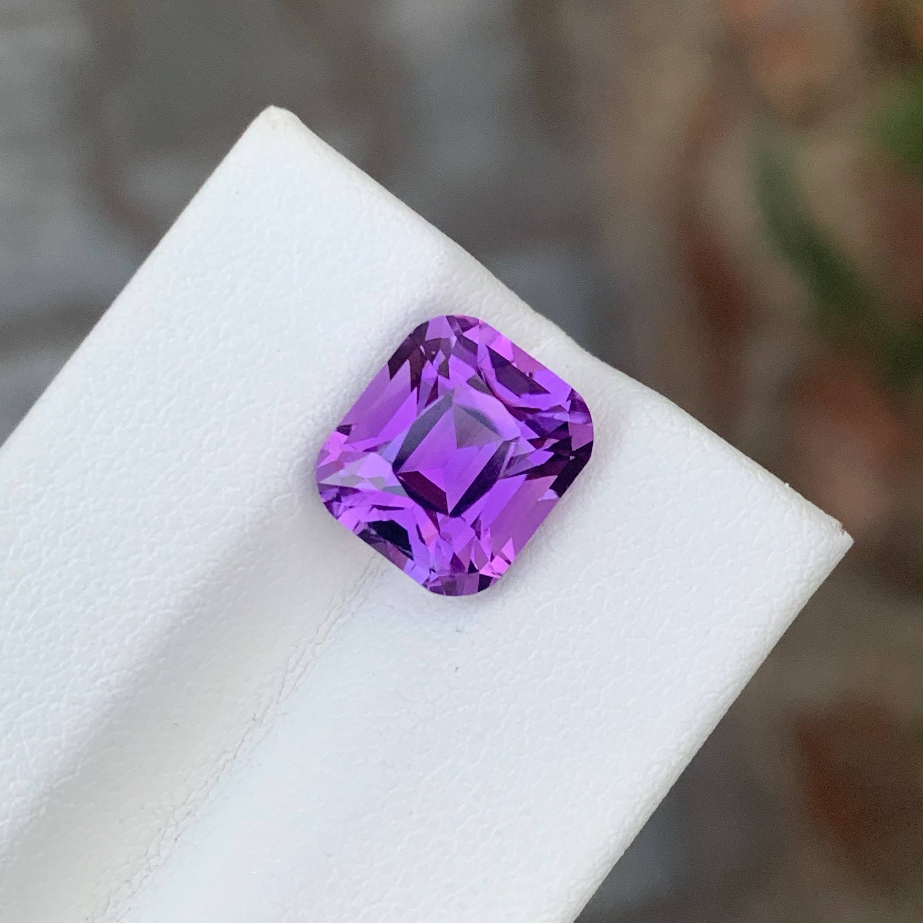 4.25 Carats Purple Amethyst Stone