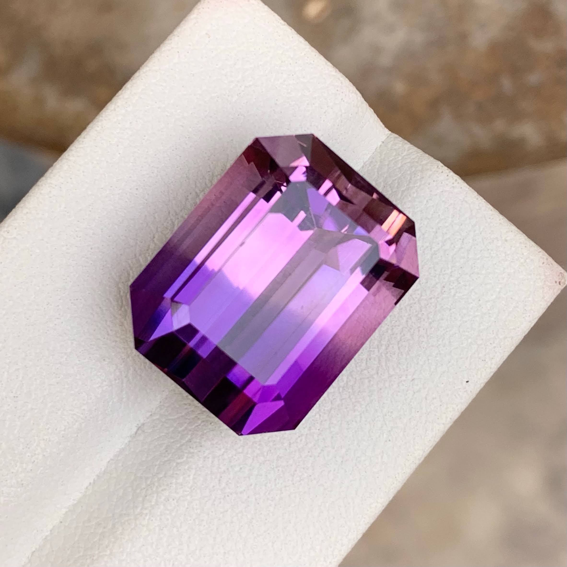22.93Ct Bi-Color Purple Amethyst