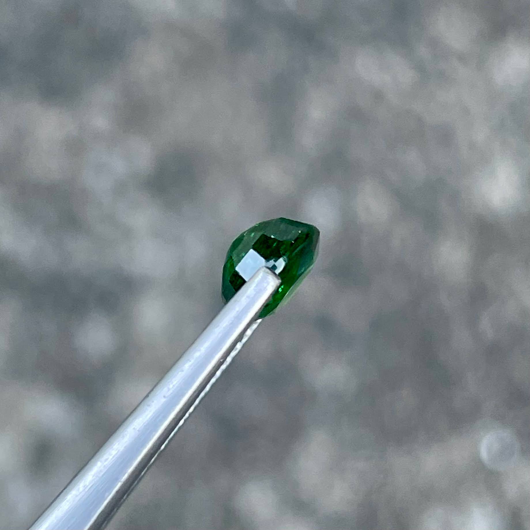 1.39 Carat Deep Green Tsavorite Garnet 