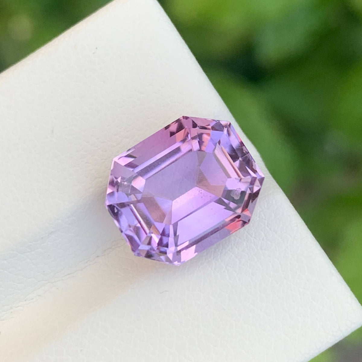 6.70 carats Rose de France Amethyst