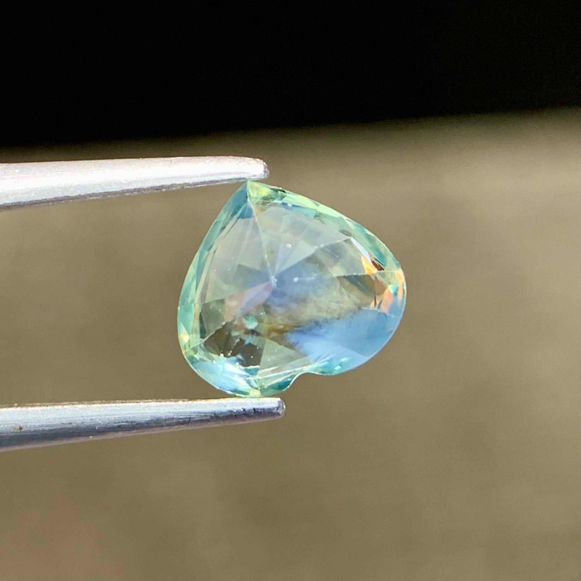 1.57ct Natural Parti Sapphire Heart