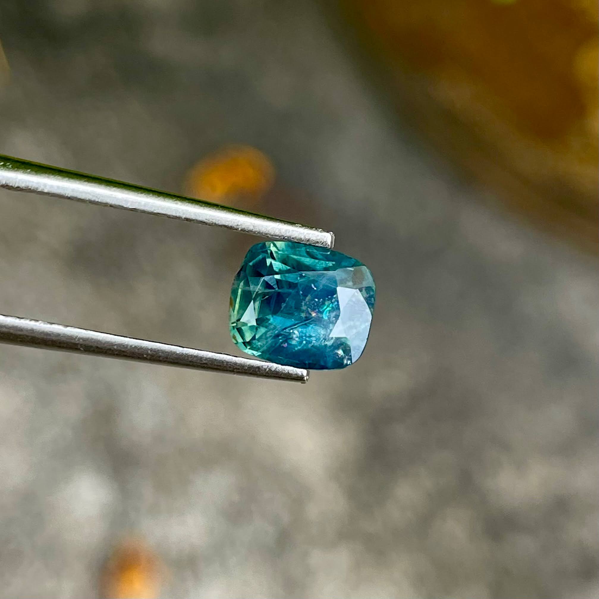 1.79 Carats Teal Sapphire Gemstone