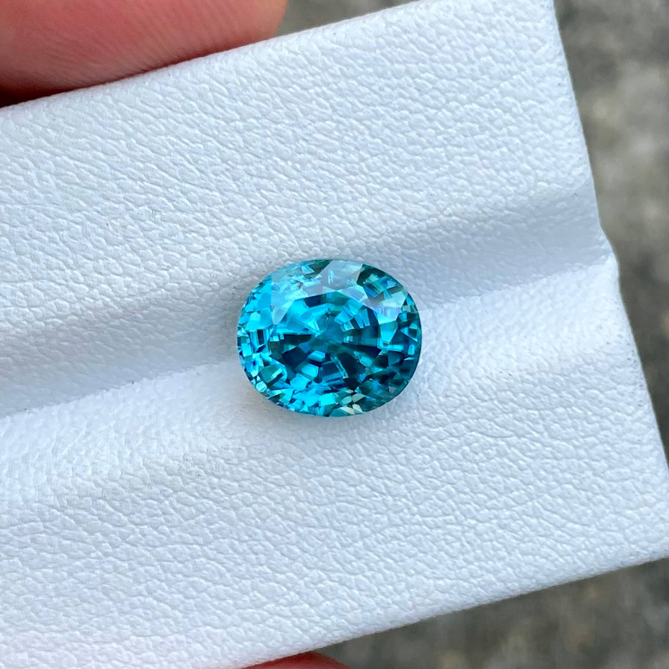 6.02 Carats Blue Oval Zircon Stone