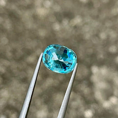 4.65 Carats Blue Oval Zircon Stone